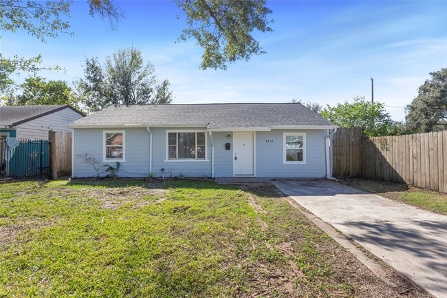 Primary Photo - 3450 Lydia St