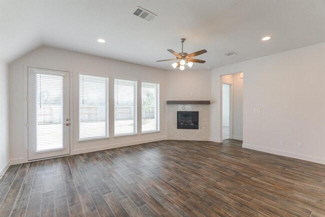 Building Photo - 15835 Wild Rose Bnd Dr