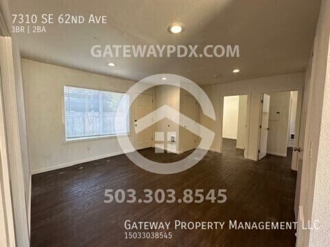 Building Photo - 7310 SE 62nd Ave