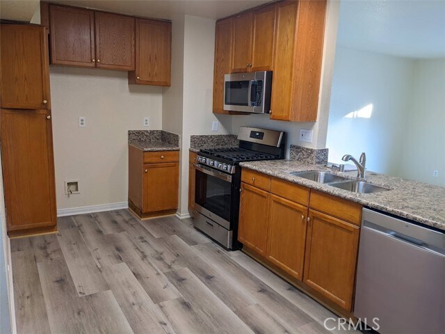 Building Photo - 1365 Crafton Ave