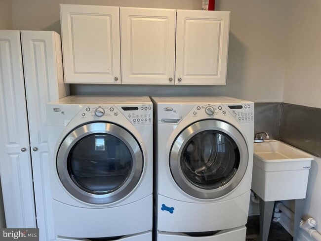 Building Photo - 1213 Old Love Point Rd