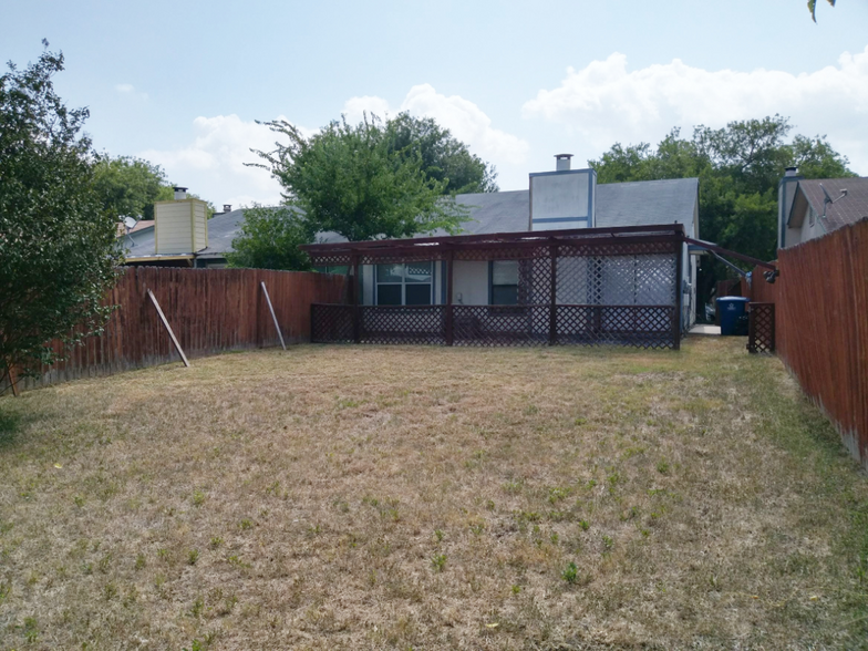 Backyard House View - 2527 Corian Glen Dr