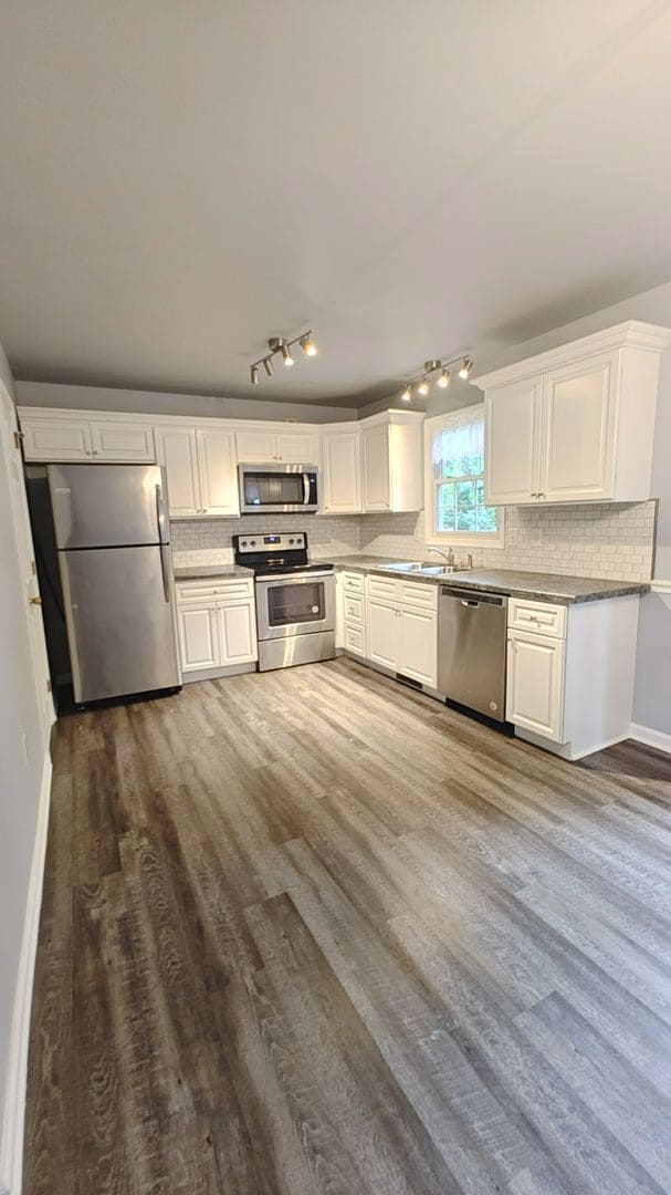 Building Photo - Ephrata Townhome 3 bed 1.5 bath