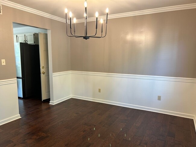 Building Photo - 4 Bedrooms with Finished Basement and Bonu...