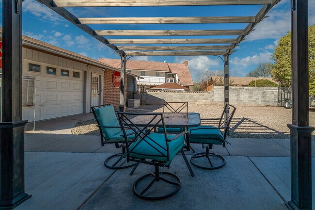 Building Photo - Looking for private, affordable, off campus living that is right across the street from Utah Tech...