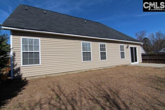 Building Photo - 5 Redbrush Ct