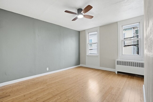 Building Photo - **Private Bloomfield 2BR Retreat – Walk to Liberty Ave, Steps from It All (15224)**