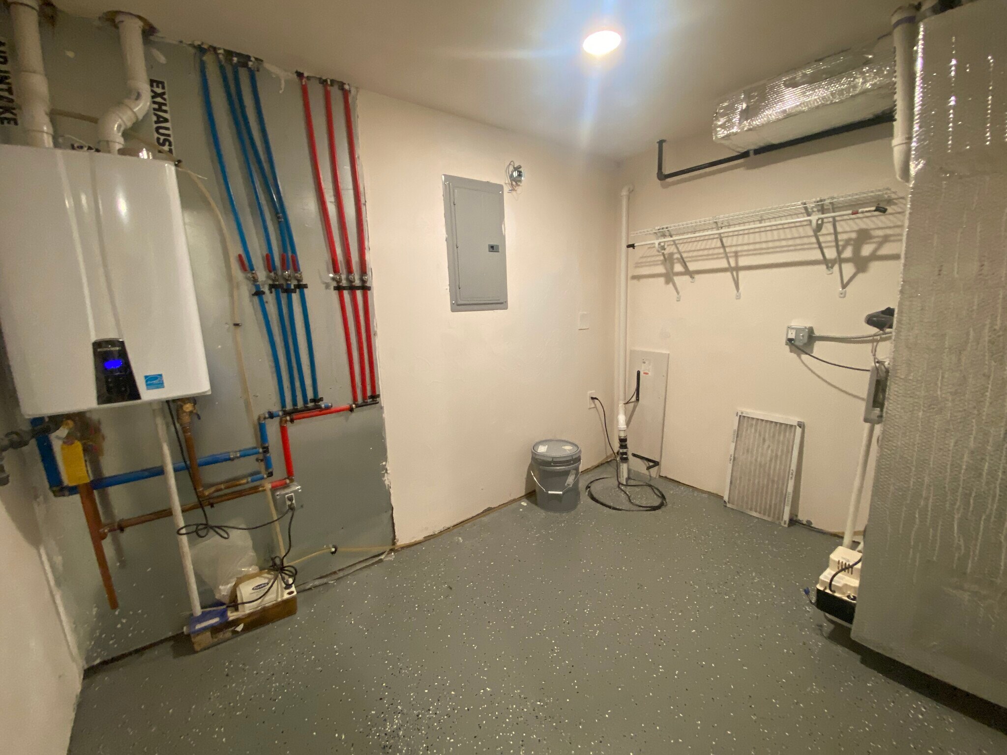 Building Photo - 96 Willis Ave