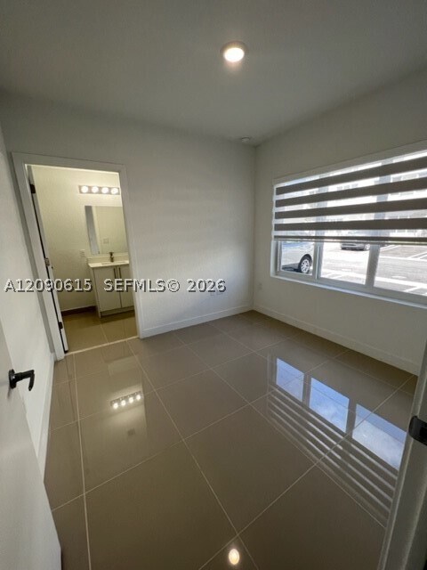 Building Photo - 25867 SW 145th Ave