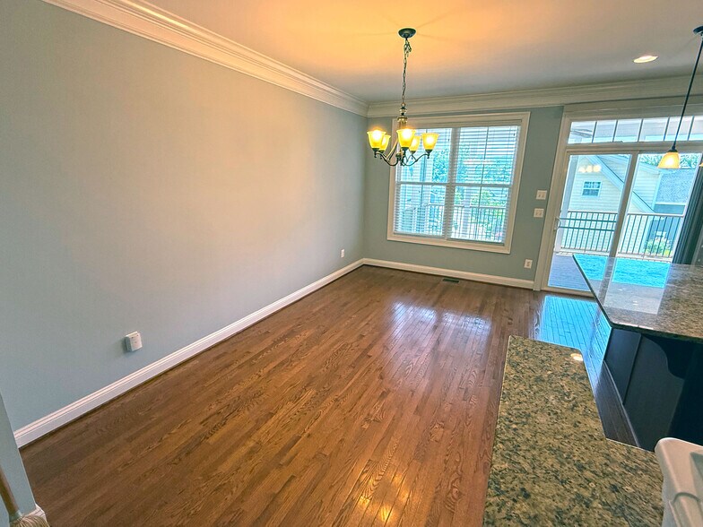 Dining Room - 870 Belvedere Blvd