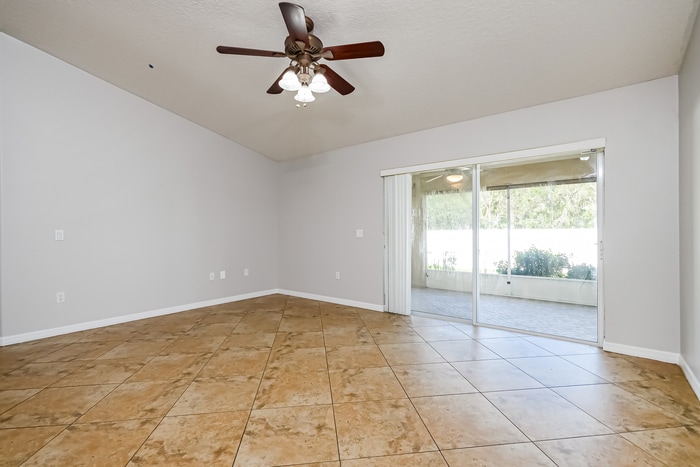 Building Photo - 1012 Heron Ct
