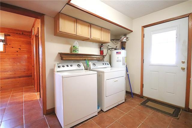 Building Photo - 617.5 Victory Dr