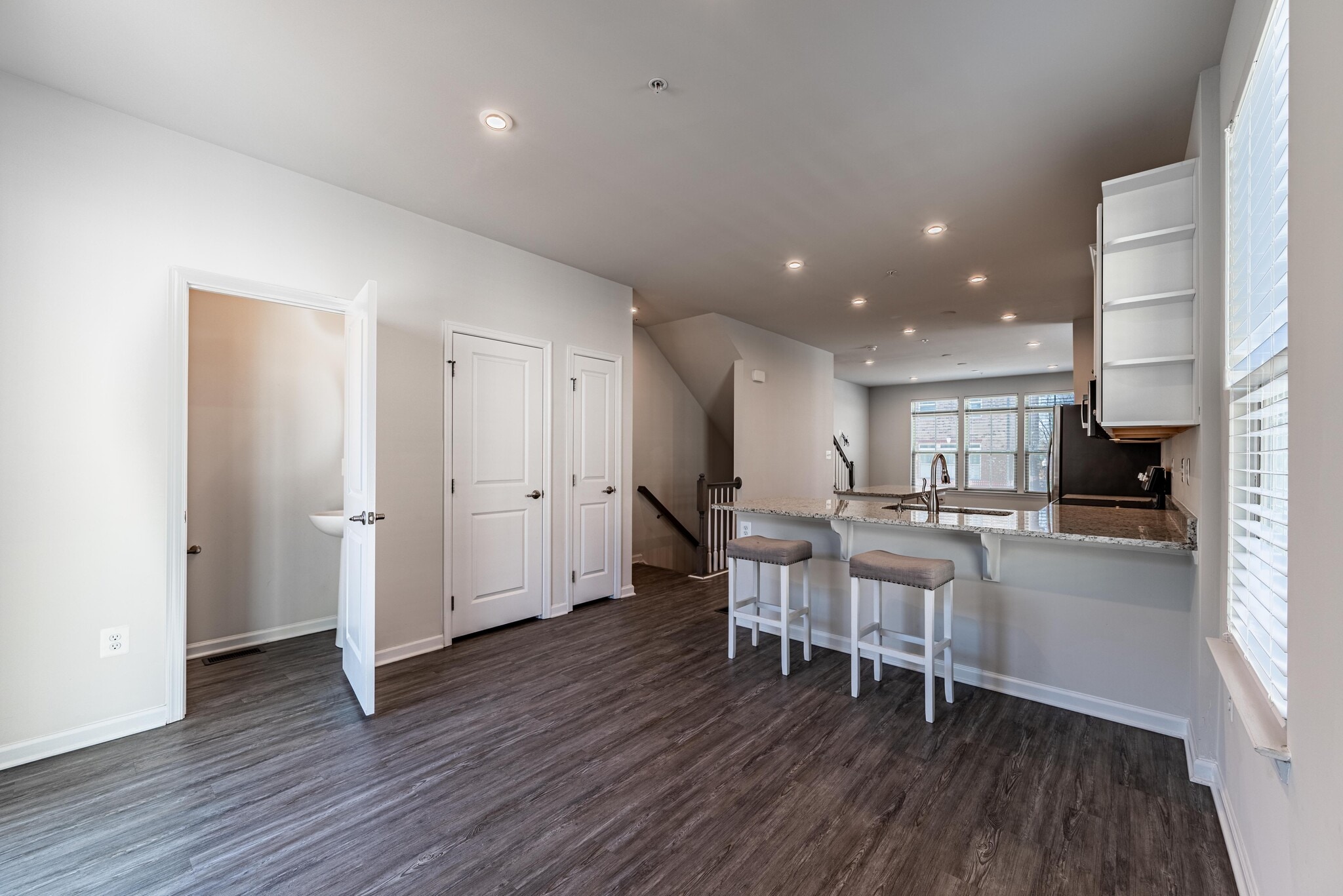 Building Photo - 201 S Macon St