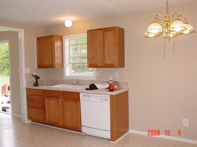 Building Photo - 101 Stevens St