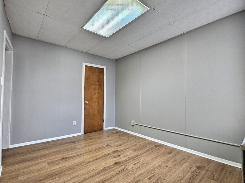 Building Photo - 1354 Cotton St