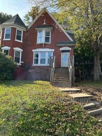Building Photo - 41 Lochness Rd