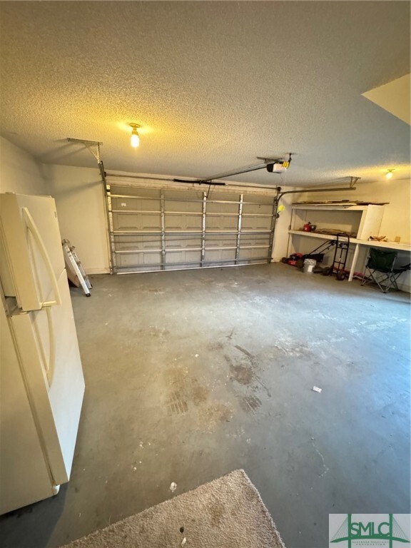 Building Photo - 144 Village Lake Dr