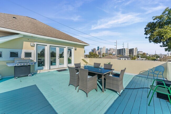 Building Photo - 315 Fairview St