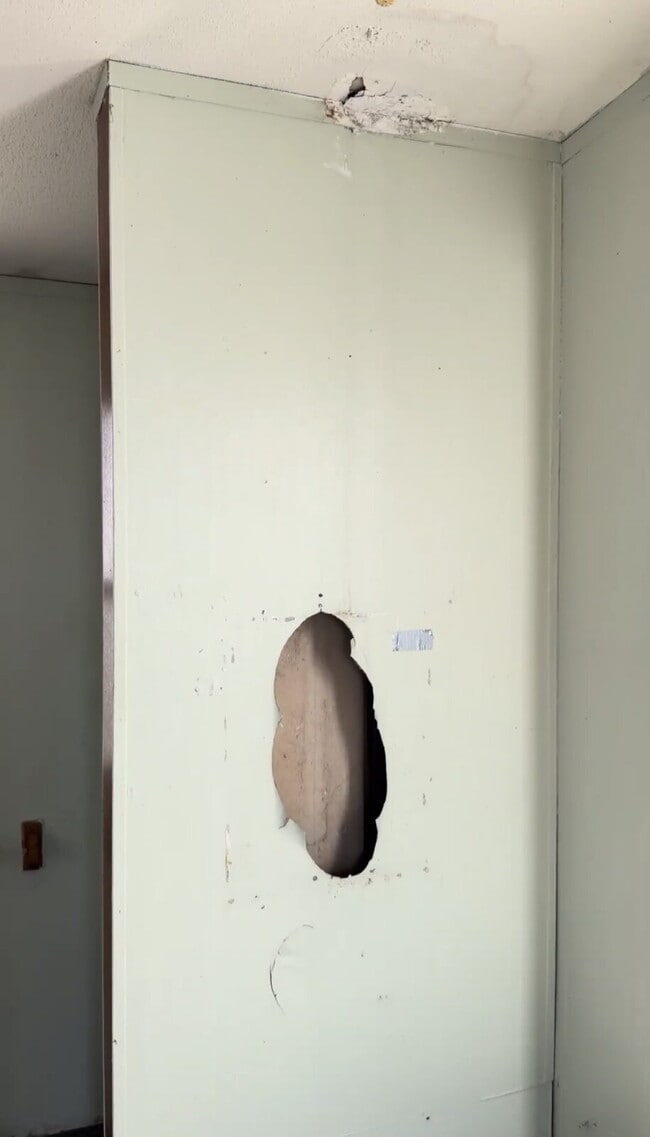 Building Photo - Handyman Special – Land + Home (Rent-to-Own)