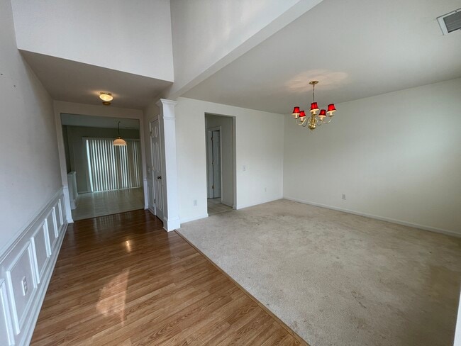 Building Photo - 3038 Old Ironside Dr