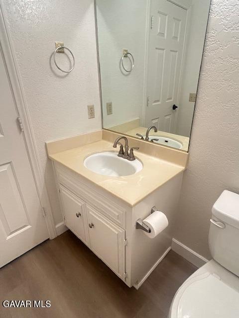 Building Photo - 431 Fantasy St