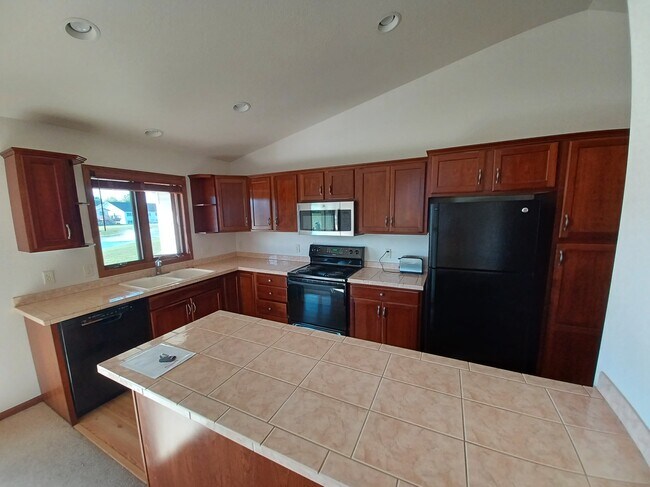 Building Photo - 118 S Heritage Dr