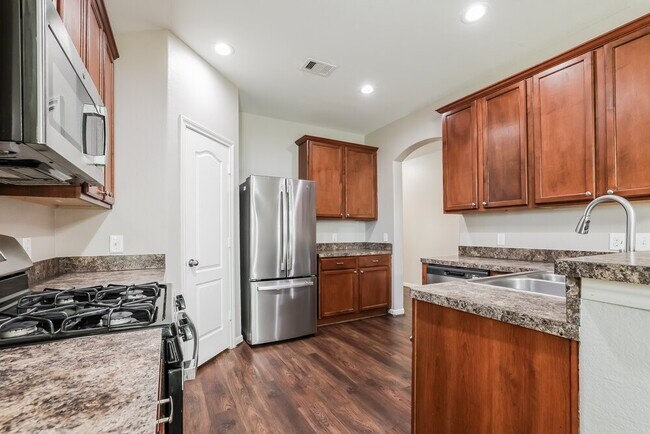 Building Photo - 19207 Silver Dapple