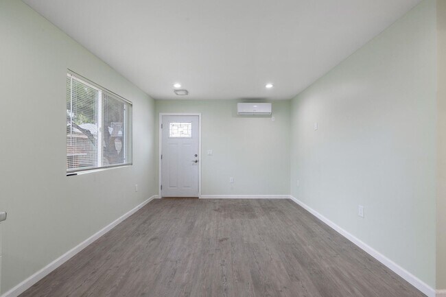 Building Photo - 15452 Romar St