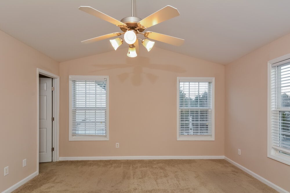 Building Photo - 4910 Little Bud Ln