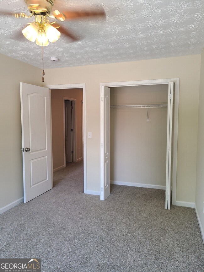 Building Photo - 1005 Magnolia Gardens Walk