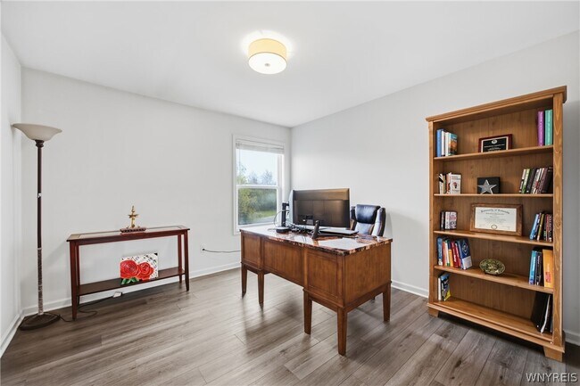 Building Photo - 4665 Carlyes Ct