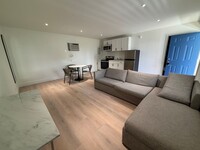 Building Photo - Quaint Furnished One Bedroom Oasis Minutes...
