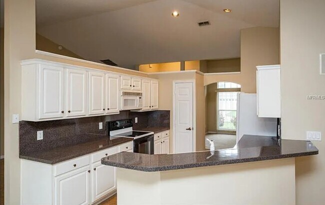 Building Photo - 12687 Waterhaven Cir