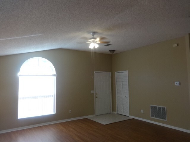 Building Photo - 219 White Marsh Cir