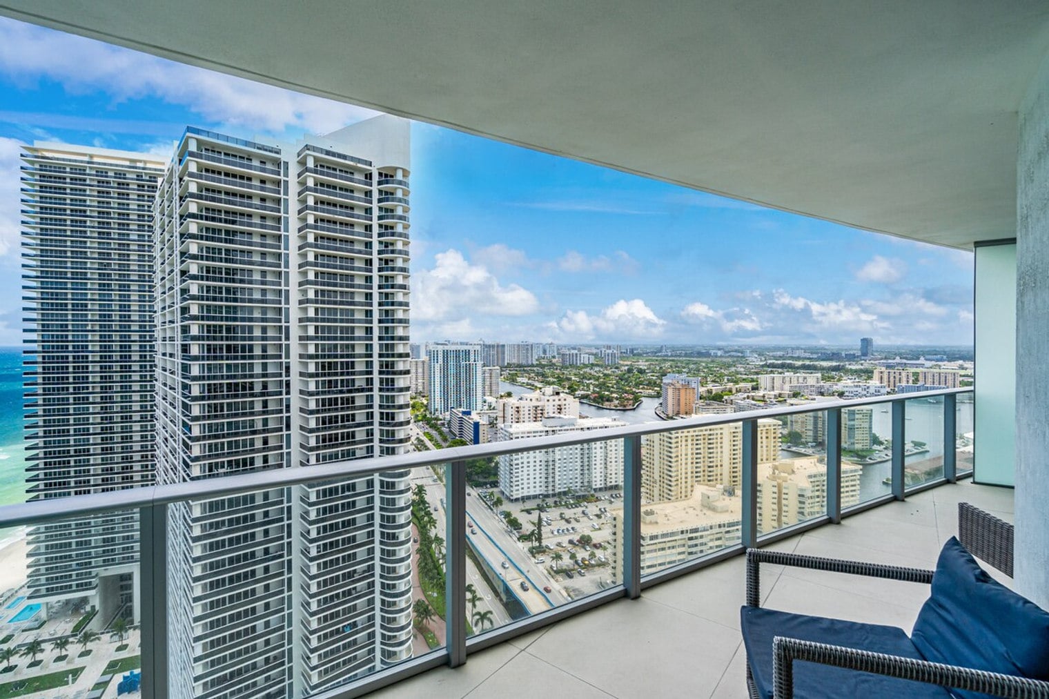 Building Photo - 1803 S Ocean Dr