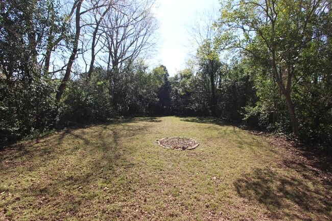 Building Photo - 232 Columbia Ave