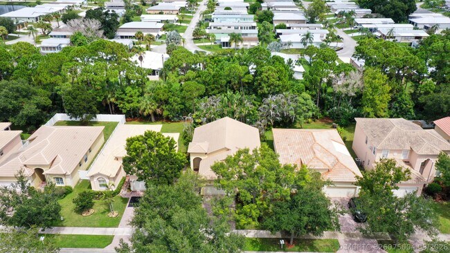 Building Photo - 6020 Spring Lake Terrace