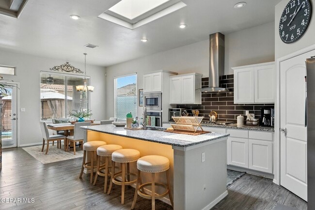 Building Photo - 12436 Knightsbridge Dr