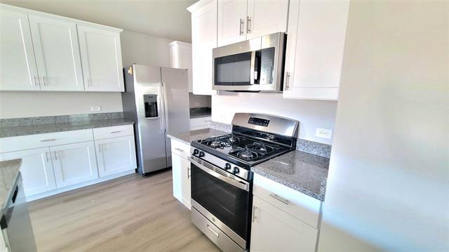 Building Photo - 418 Wydown Dr