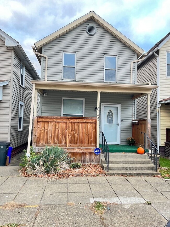 Building Photo - 2 Bedroom House in New Brighton