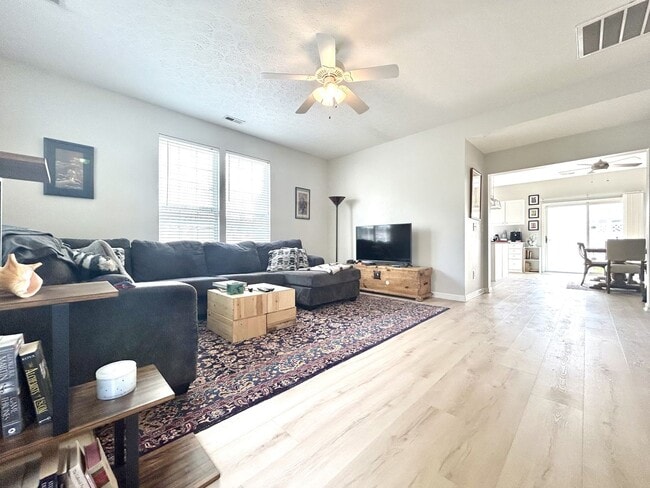 Building Photo - **UPDATED END-UNIT LENOX VILLAGE TOWNHOME ...