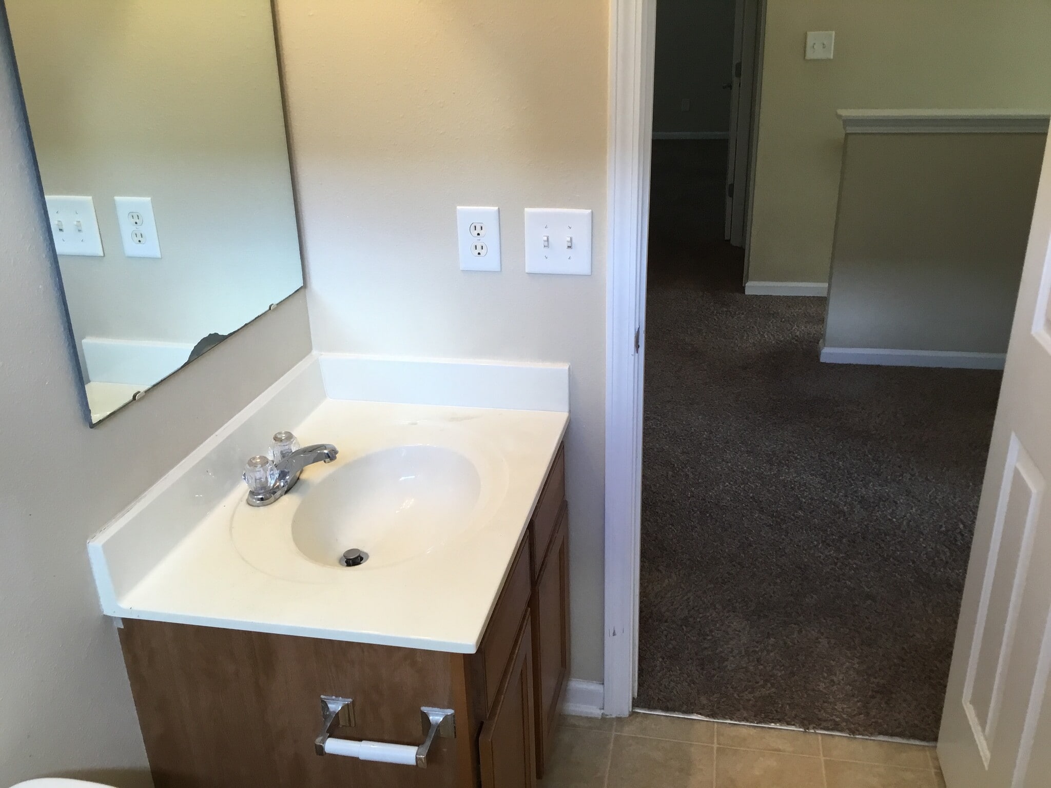 Building Photo - 802 Celtic Crossing Dr