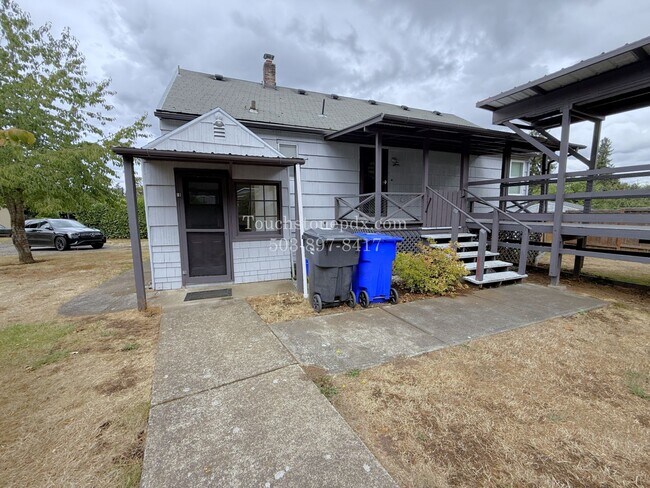 Building Photo - 18830 S. Highway 99E #43