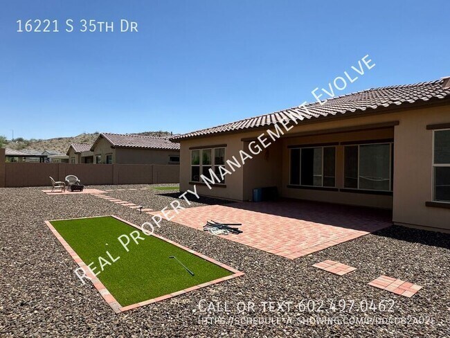 Building Photo - 16221 S 35th Dr