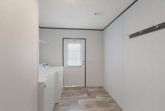 Building Photo - 1330 FM1101