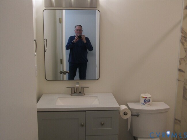 Building Photo - 5705 Community House Rd