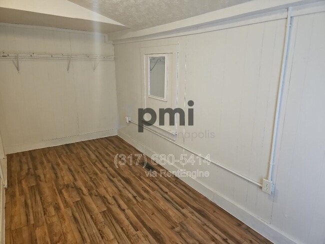 Building Photo - 835 S Old US Hwy 31