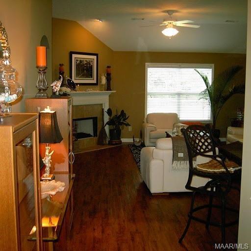 Building Photo - 3912 Claiborne Cir