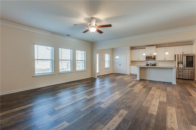 Building Photo - 5317 Burrus Ln