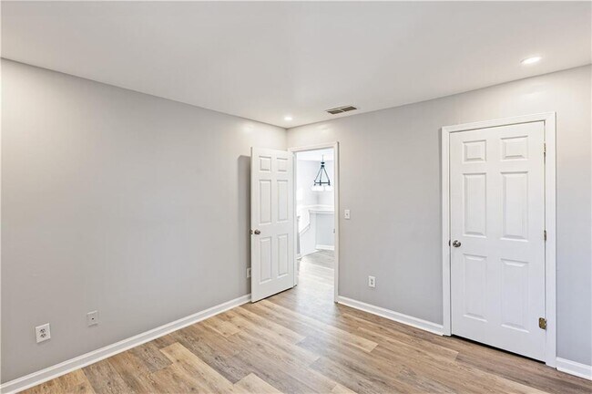 Building Photo - 7005 Magnolia Park Ln NW